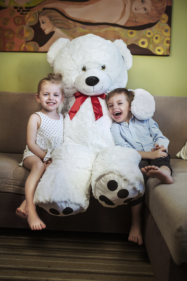 Obr. 2: Plyšový medveď XXL v bielej farbe pre deti