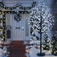 záhradné osvetlenie,vianočné osvetlenie,vianočná dekorácia,svietiaci LED stromček